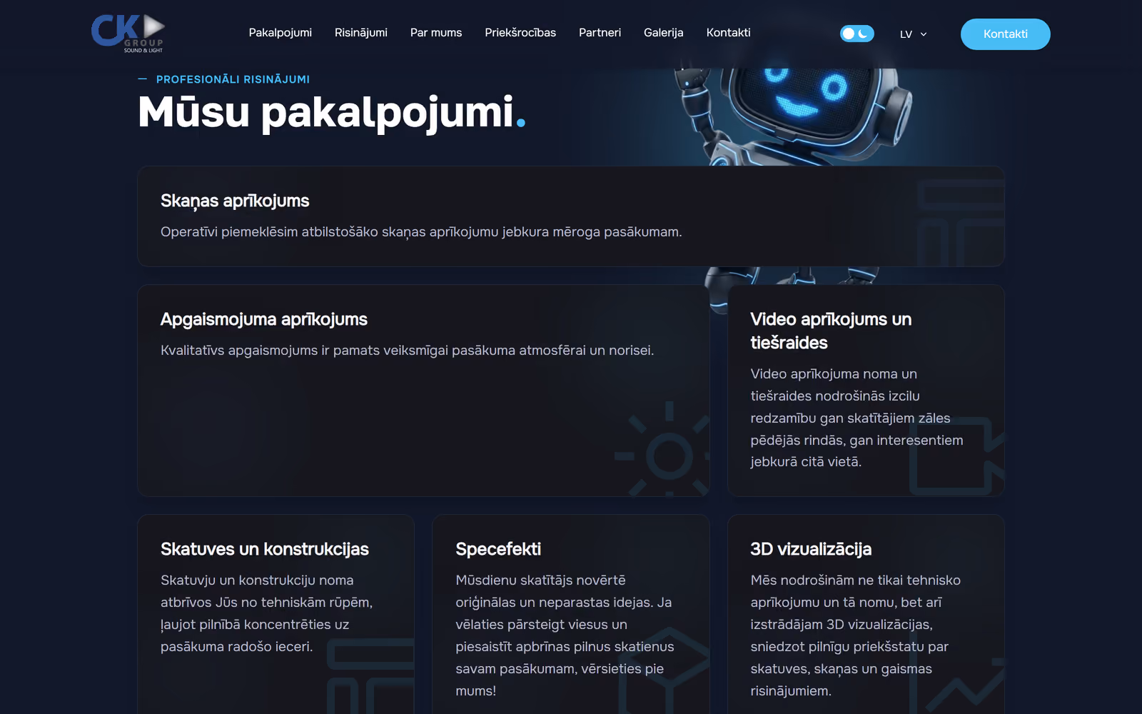 Pakalpojumu katalogs ar skaņu, gaismu, video un skatuvēm uz datora